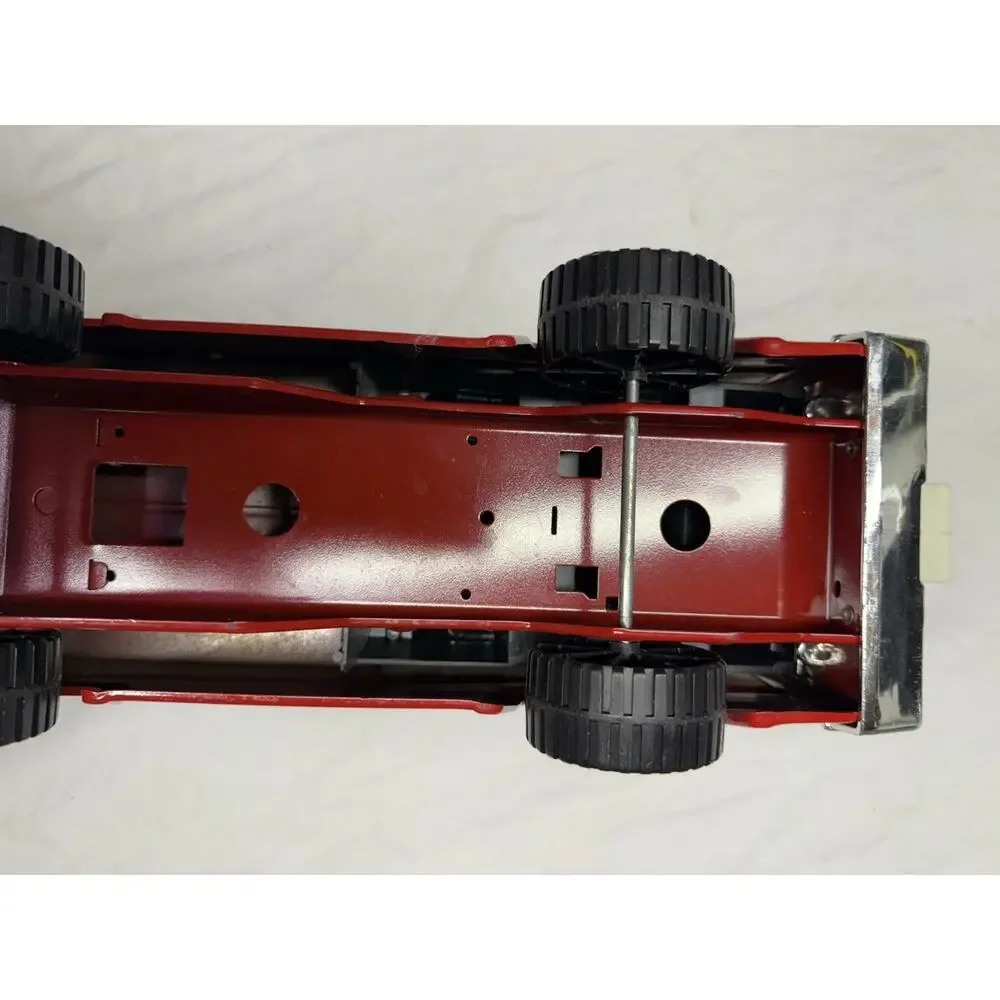 Vintage TONKA City of Blazedale Fire Ladder #2 Aerial Rescue Truck Red
